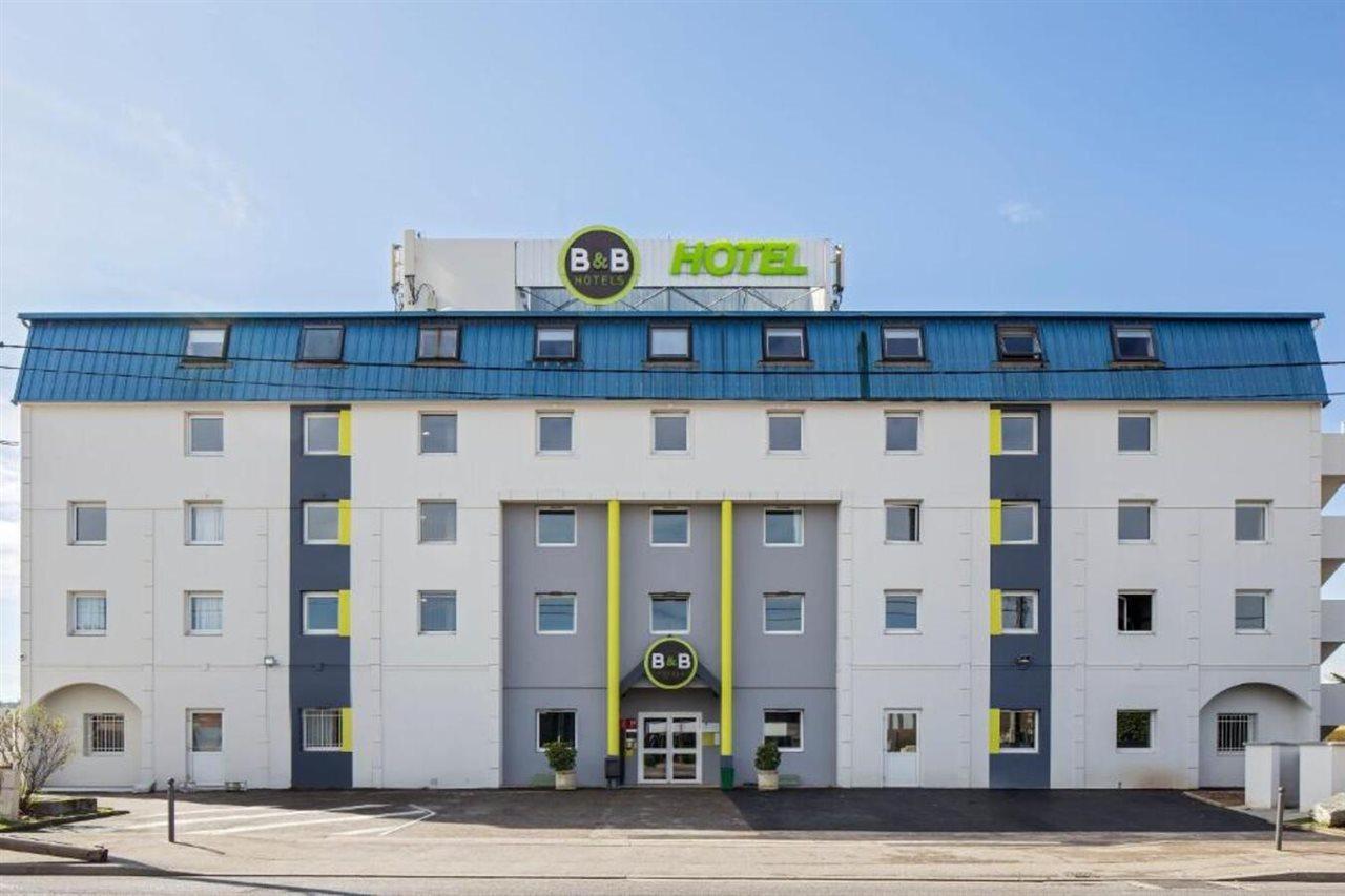 B&B Hotel Lyon Grand Stade Meyzieu Exterior photo