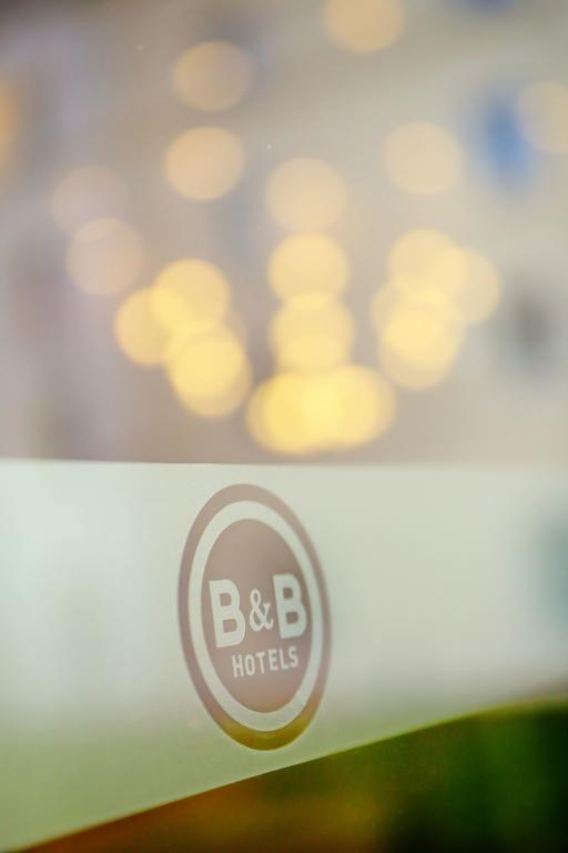 B&B Hotel Lyon Grand Stade Meyzieu Exterior photo
